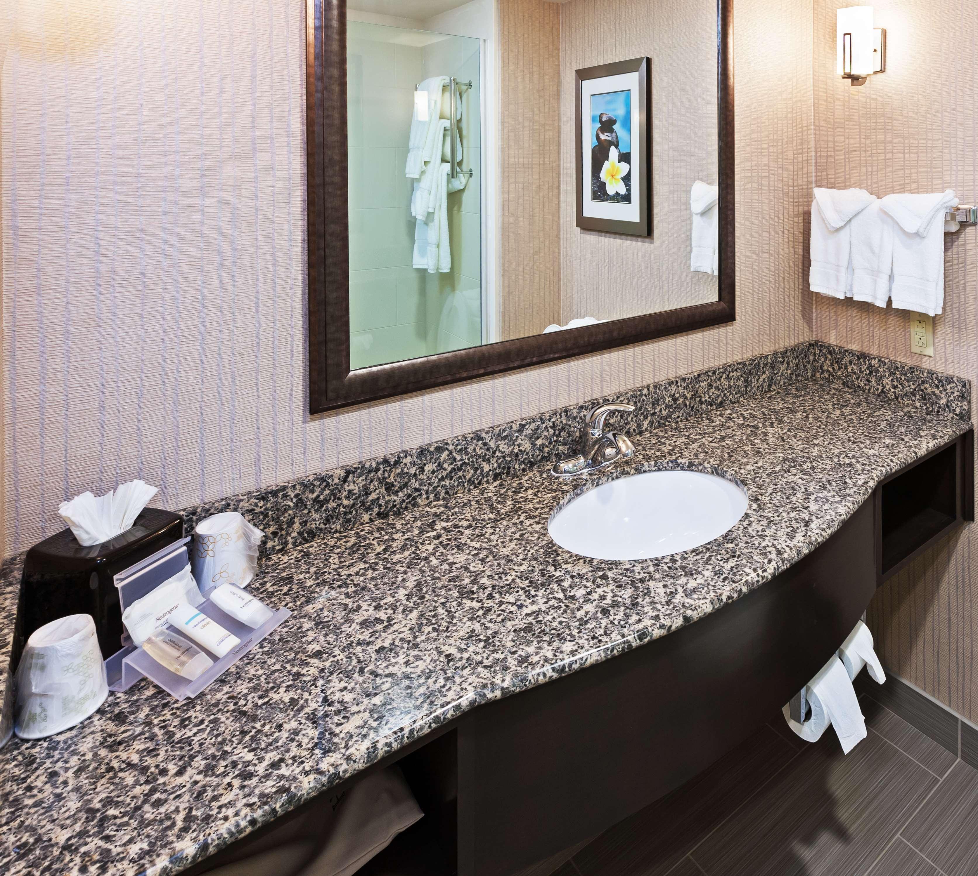 Hilton Garden Inn West Литл-Рок Экстерьер фото