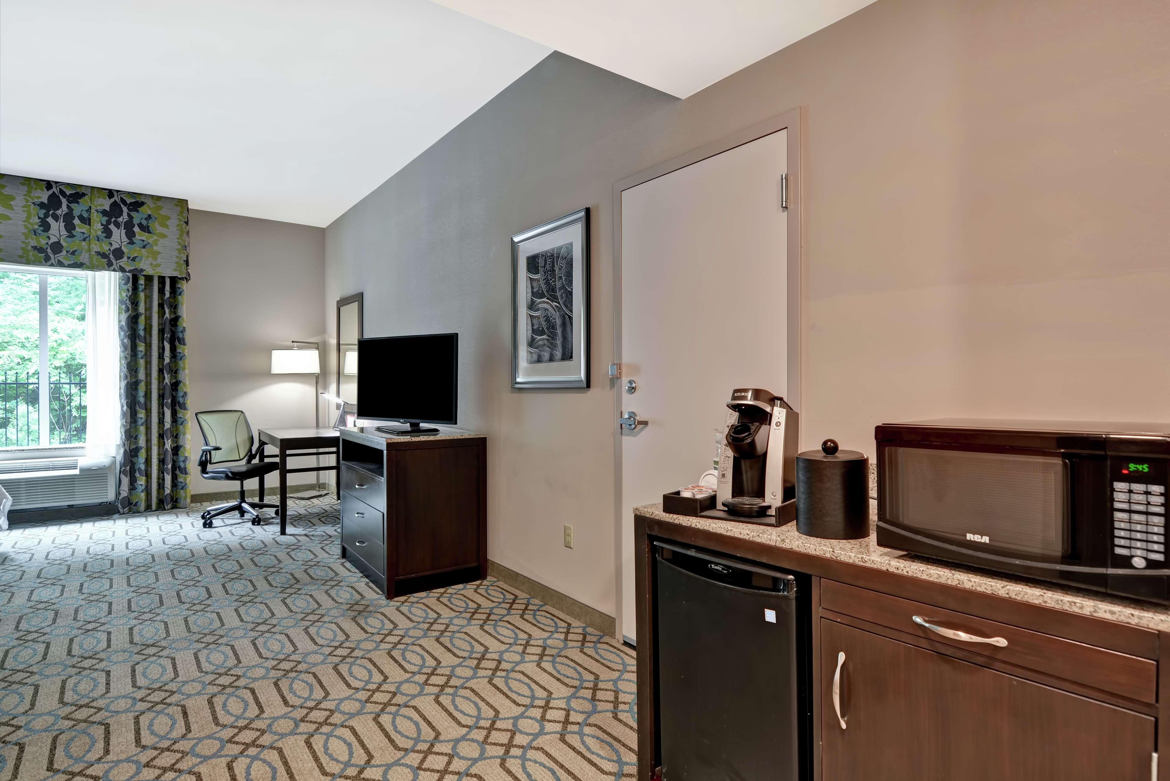 Hilton Garden Inn West Литл-Рок Экстерьер фото